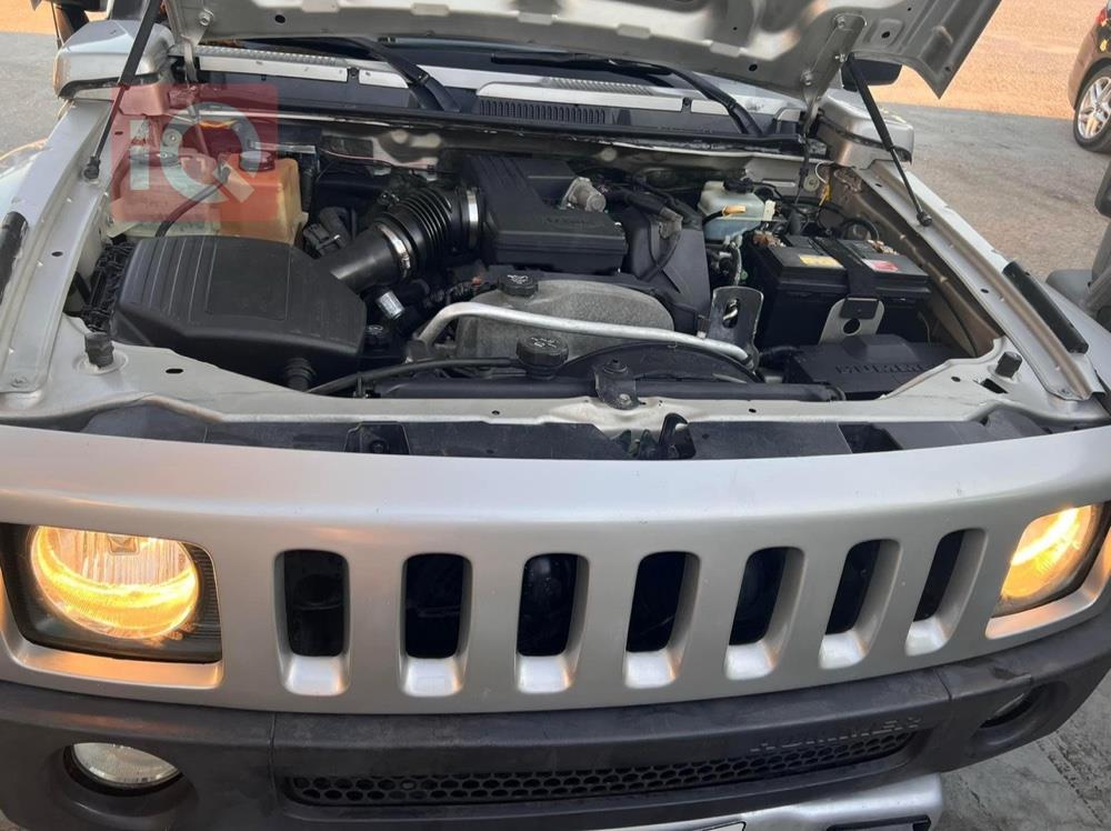 Hummer H3